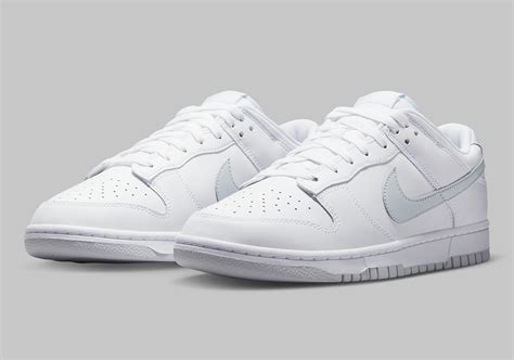 nike dunks low all white